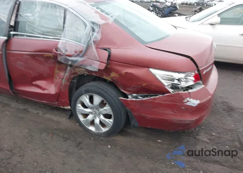 2008 Honda Accord 2.4 Ex-L из США, поврежденный, VIN 1HGCP26808A090744